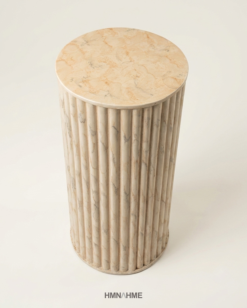 Colm - An End Table - Image 3