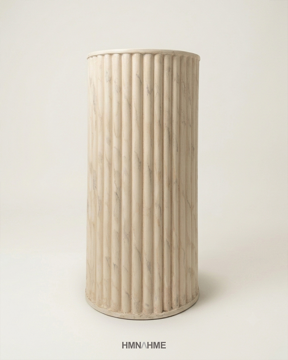 Colm - An End Table - Image 4
